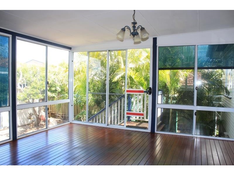 24 Howard St, Gaythorne QLD 4051