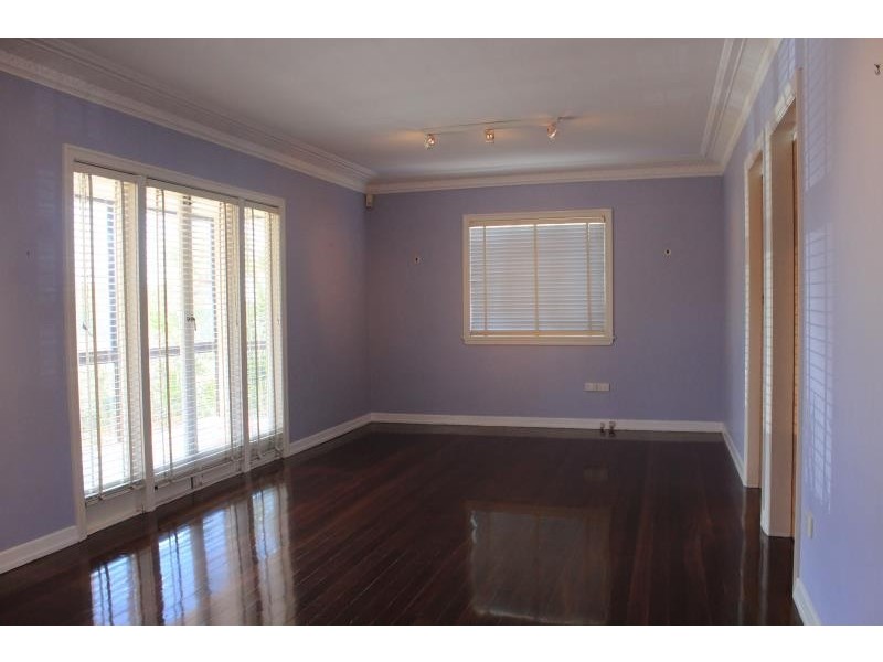 24 Howard St, Gaythorne QLD 4051