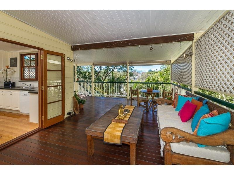 31 Glenrosa Rd, Red Hill QLD 4059