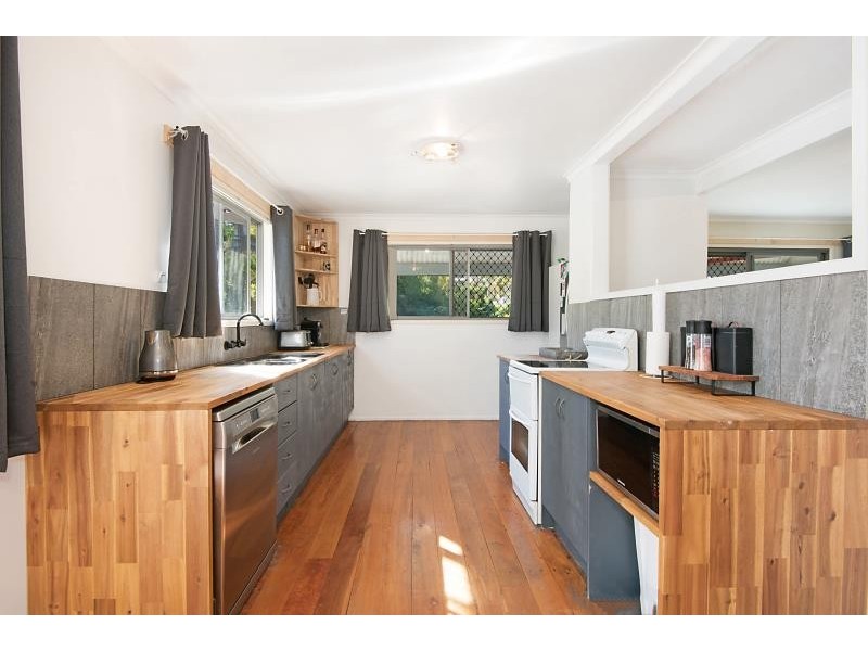 2 Dyne Street, Red Hill QLD 4059