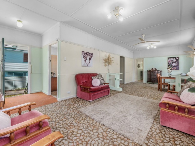 66 Lindsay Street, Ashgrove QLD 4060