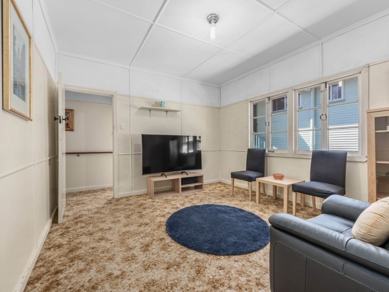 66 Lindsay Street, Ashgrove QLD 4060