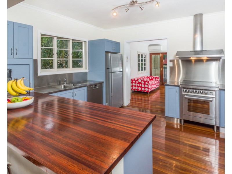 14 Farrell Street, Ashgrove QLD 4060