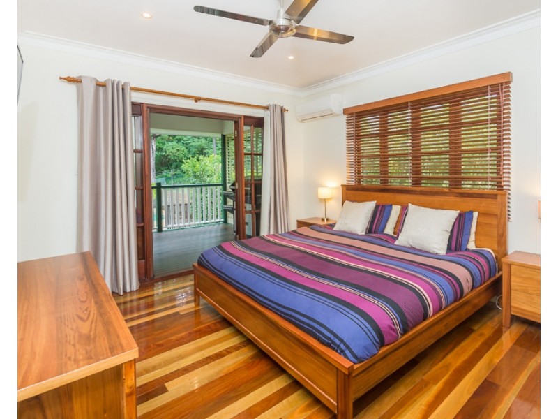 14 Farrell Street, Ashgrove QLD 4060