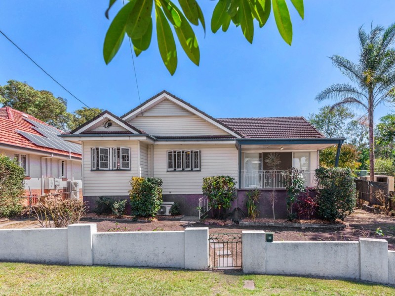 11 Tweed Street, Ashgrove QLD 4060