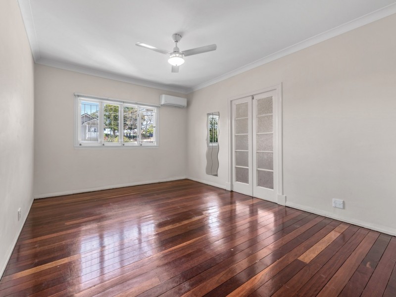 11 Tweed Street, Ashgrove QLD 4060