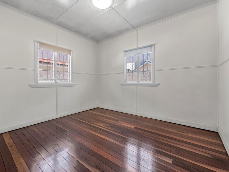 11 Tweed Street, Ashgrove QLD 4060