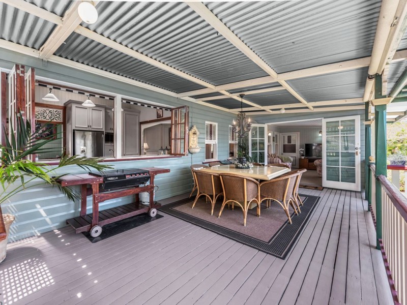 36 Kinnaird Street, Ashgrove QLD 4060