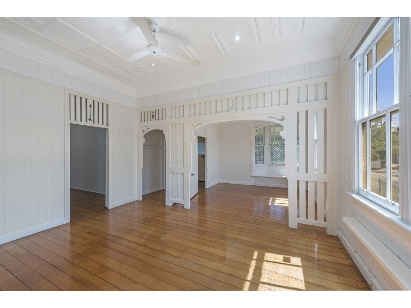 111 Waterworks Road, Ashgrove QLD 4060