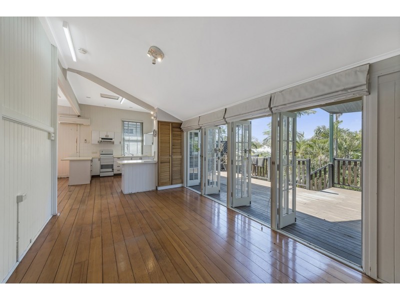 111 Waterworks Road, Ashgrove QLD 4060