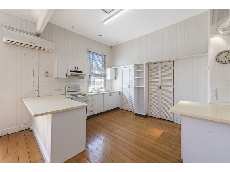 111 Waterworks Road, Ashgrove QLD 4060