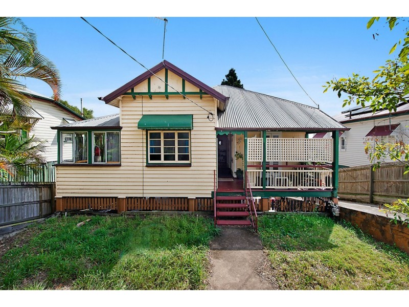 19 Garrick Terrace, Herston QLD 4006