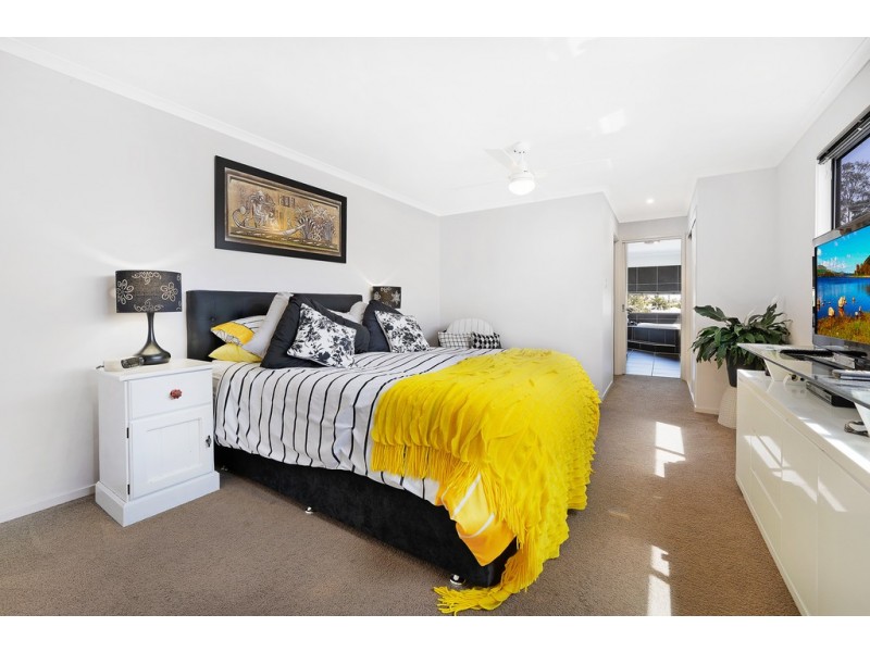 8 Verney Street, Sandgate QLD 4017