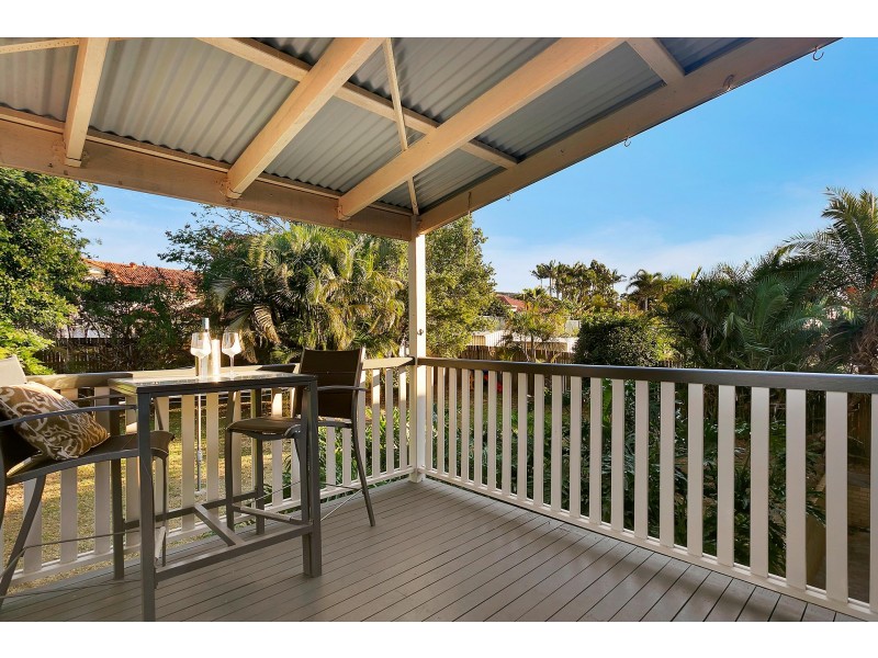 5 Bridgeport Street, Macgregor QLD 4109