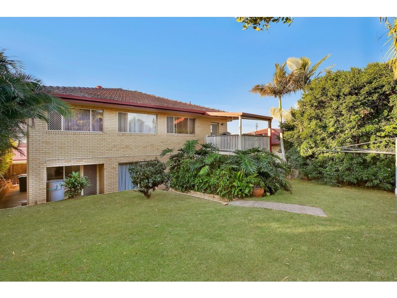 5 Bridgeport Street, Macgregor QLD 4109