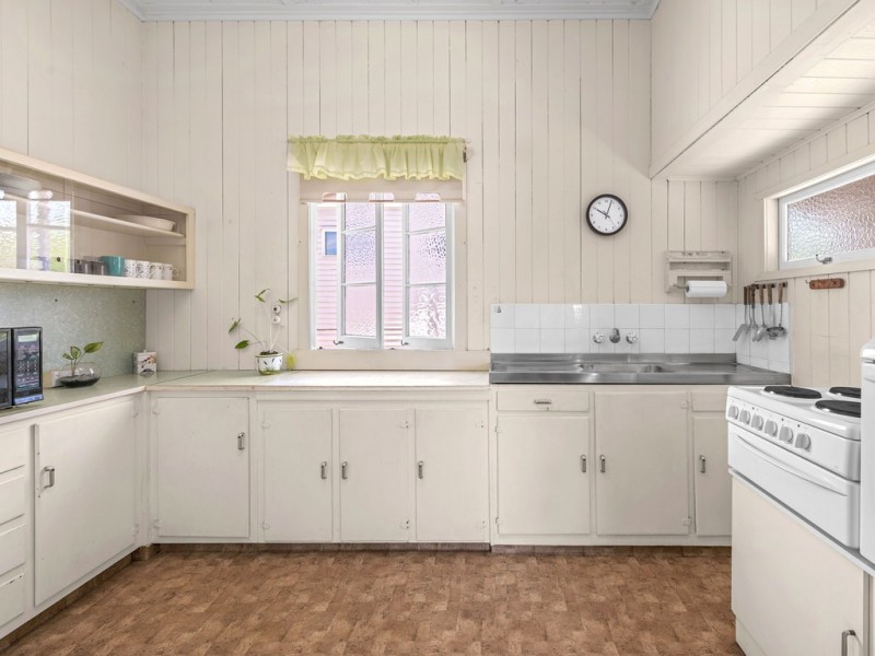 34 Killawarra Road, Ashgrove QLD 4060