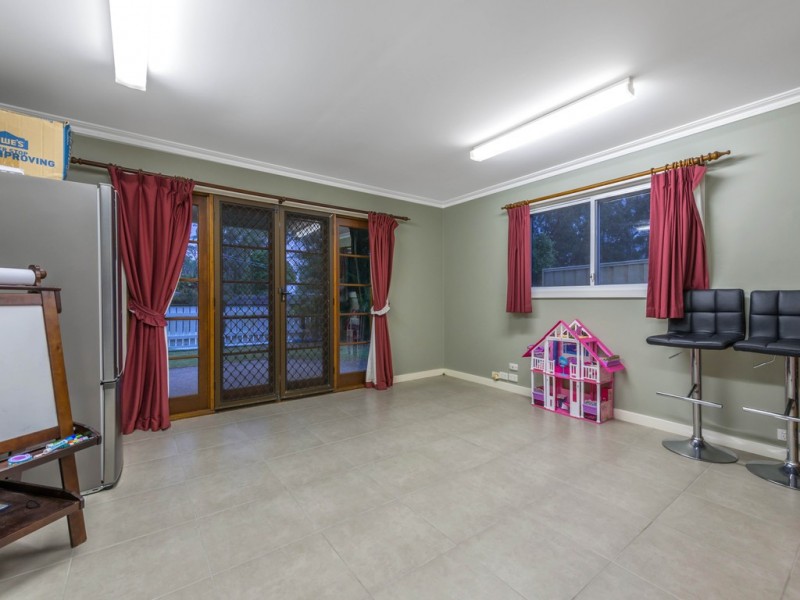 10 Grand Parade, Ashgrove QLD 4060
