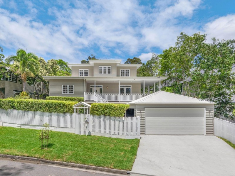 18 Jaloon Street, Ashgrove QLD 4060