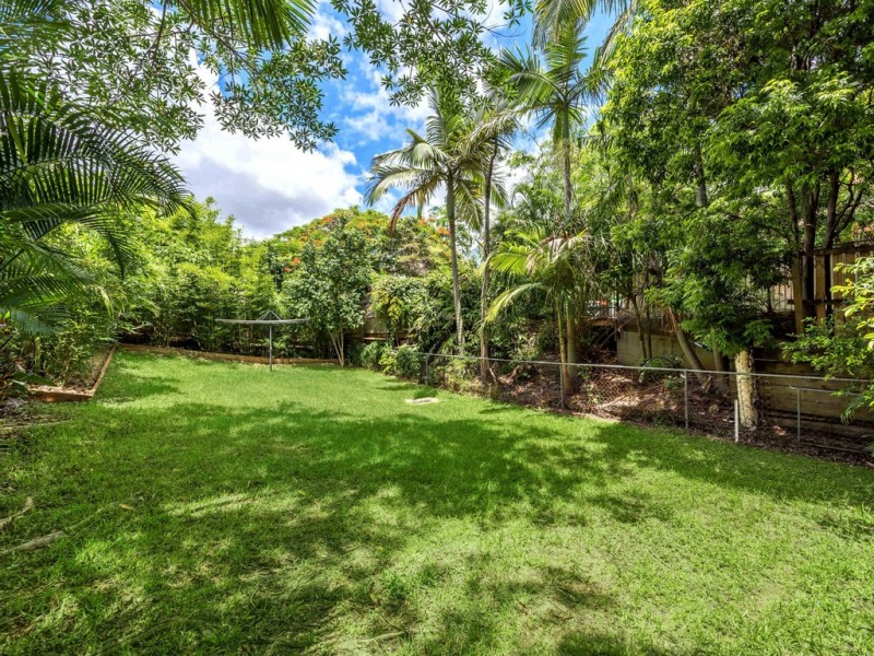 26 Devoy Street, Ashgrove QLD 4060