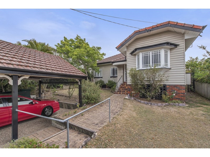 74 Glenlyon Drive, Ashgrove QLD 4060