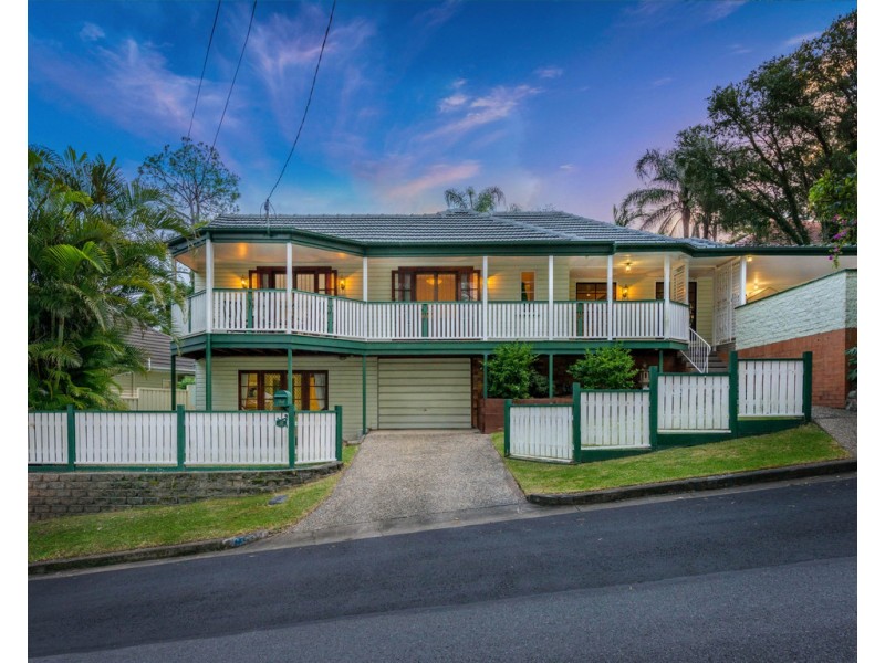 10 Grand Parade, Ashgrove QLD 4060