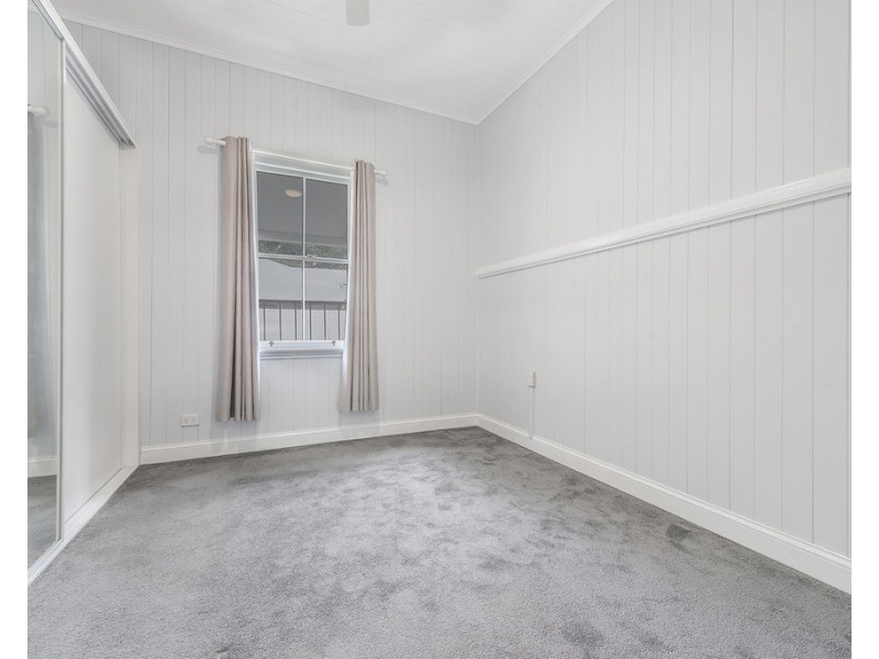 2 Moulton Street, Ashgrove QLD 4060