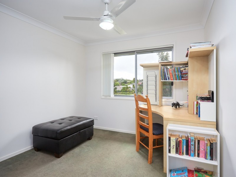 9/131 McAuley Parade, Pacific Pines QLD 4211