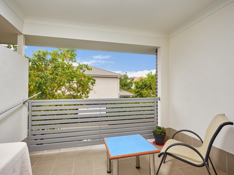 9/131 McAuley Parade, Pacific Pines QLD 4211