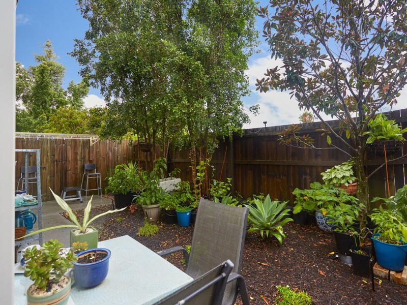 9/131 McAuley Parade, Pacific Pines QLD 4211