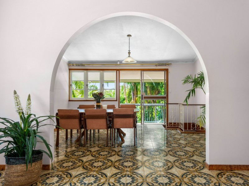 117 Ashgrove Avenue, Ashgrove QLD 4060