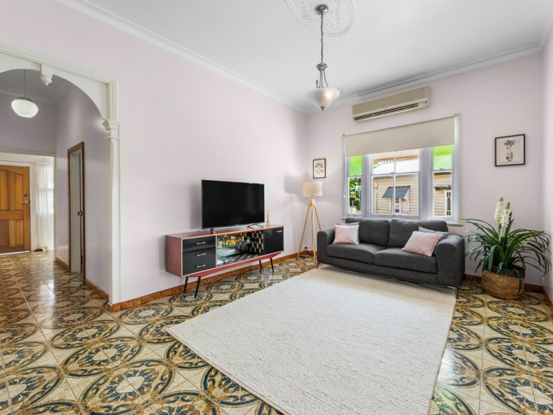 117 Ashgrove Avenue, Ashgrove QLD 4060