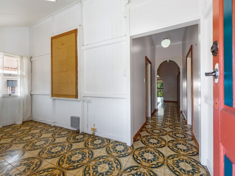 117 Ashgrove Avenue, Ashgrove QLD 4060