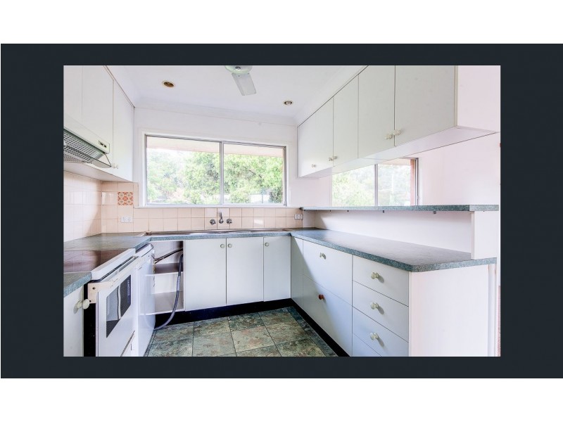 10 Madeira Street, The Gap QLD 4061