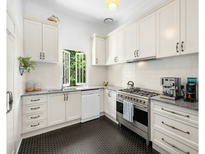 19 Grant Street, Ashgrove QLD 4060