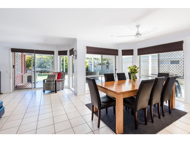 19 Charolais Crescent, Upper Kedron QLD 4055