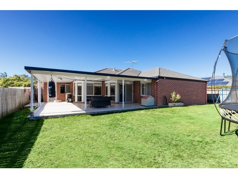 19 Charolais Crescent, Upper Kedron QLD 4055