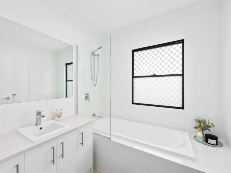 2/32 Attewell Street, Nundah QLD 4012