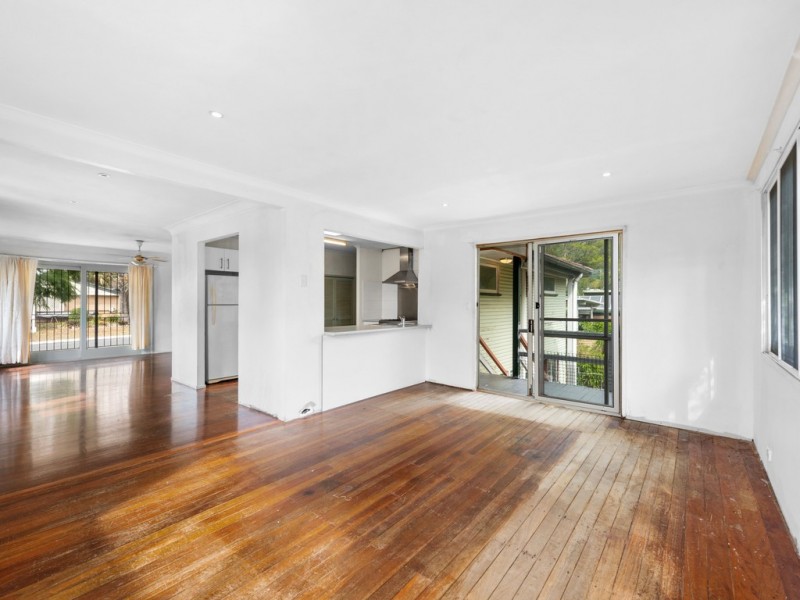 15 Ridgeway Street, The Gap QLD 4061