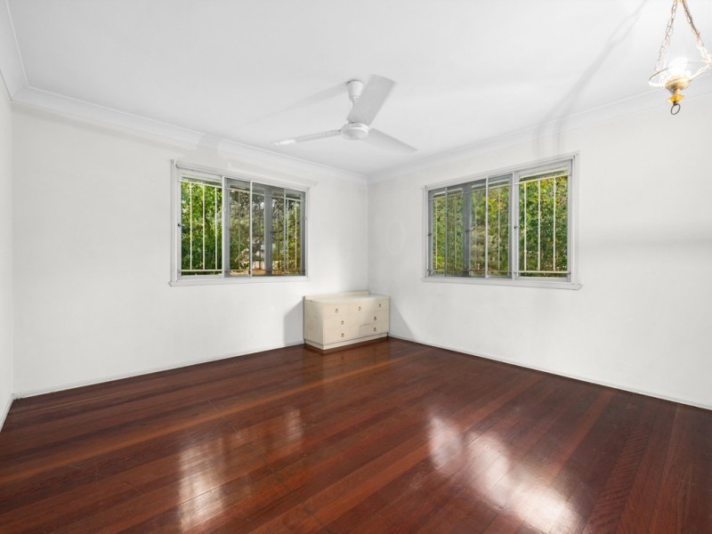 15 Ridgeway Street, The Gap QLD 4061