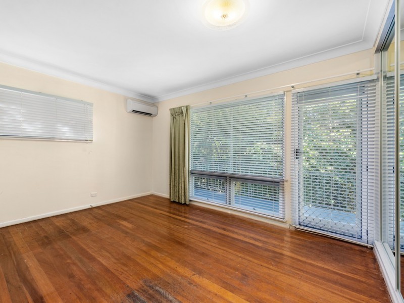 21 Deerhurst Road, Brookfield QLD 4069