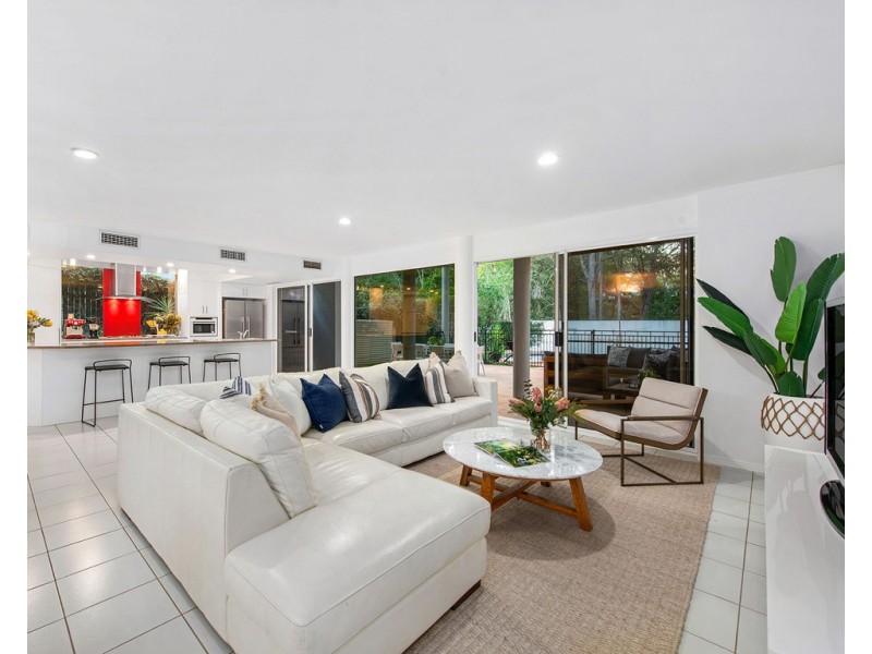 47 Stuartholme Road, Bardon QLD 4065