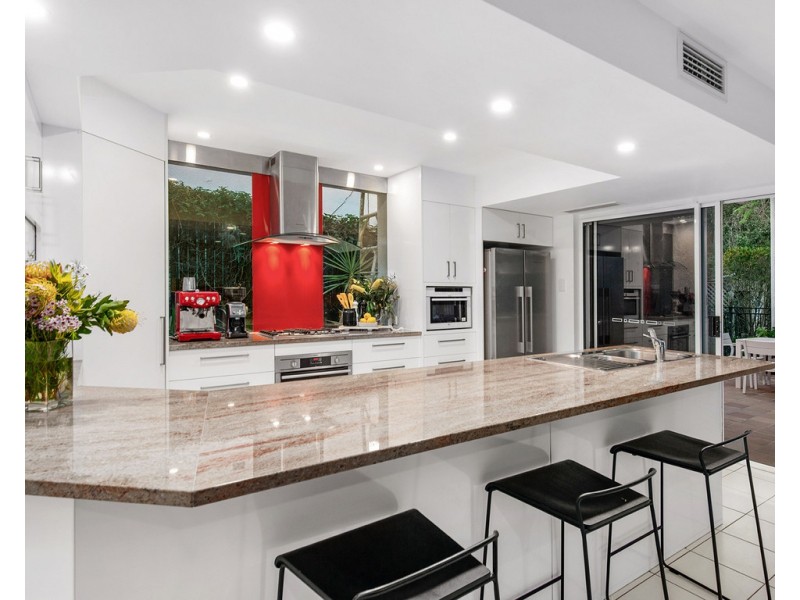 47 Stuartholme Road, Bardon QLD 4065