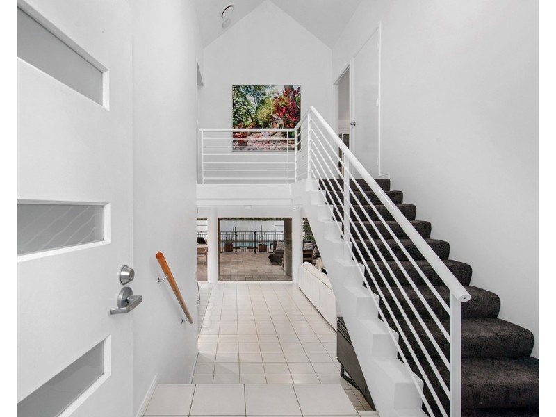 47 Stuartholme Road, Bardon QLD 4065