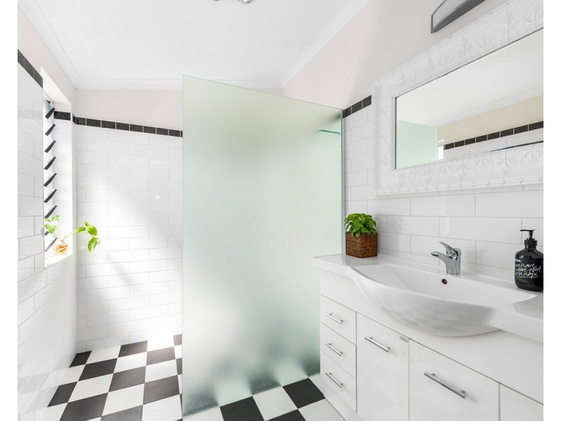 15 Gilday Street, Paddington QLD 4064