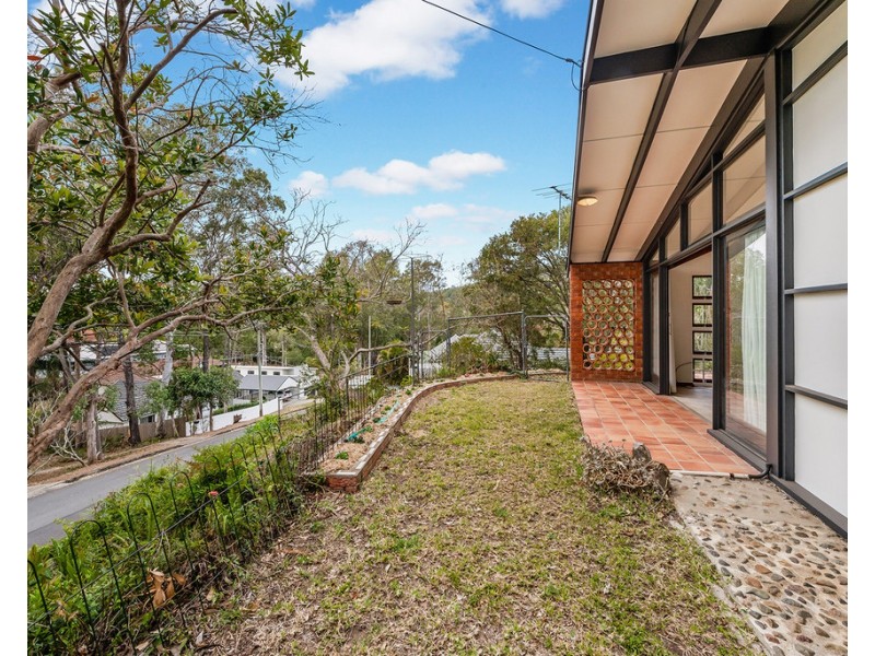 12 Grand Parade, Ashgrove QLD 4060