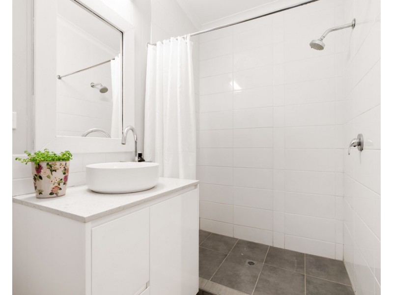 36 Yardley Avenue, Ashgrove QLD 4060