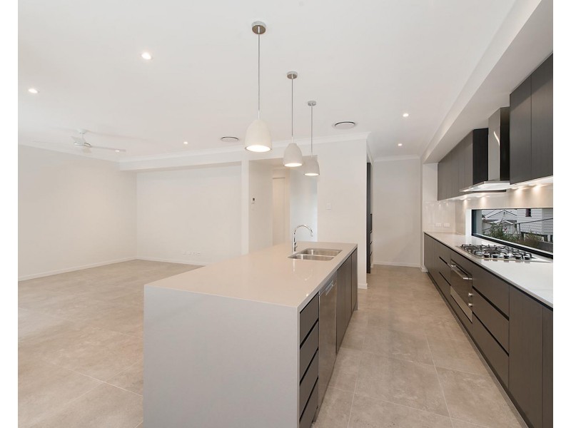 37 Panorama Street, Ashgrove QLD 4060