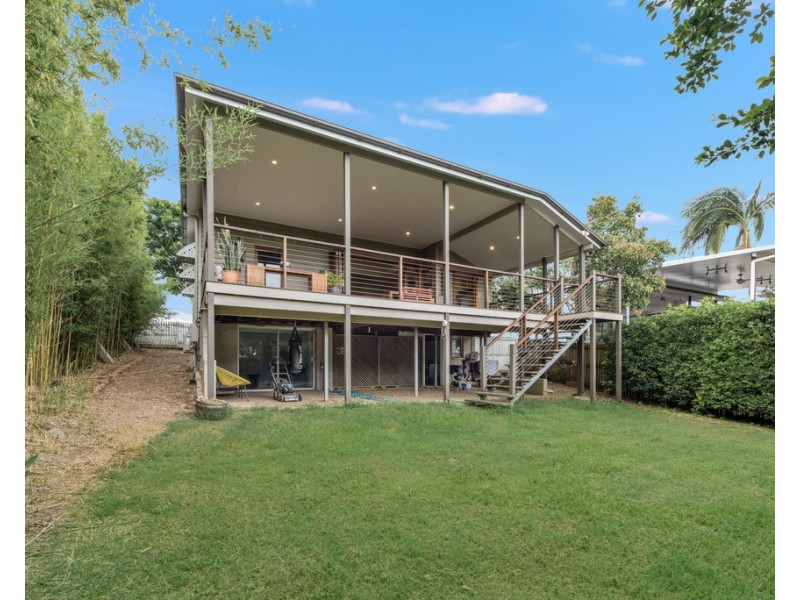 147 Ashgrove Avenue, Ashgrove QLD 4060