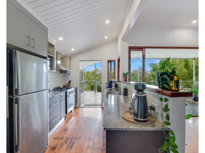 147 Ashgrove Avenue, Ashgrove QLD 4060