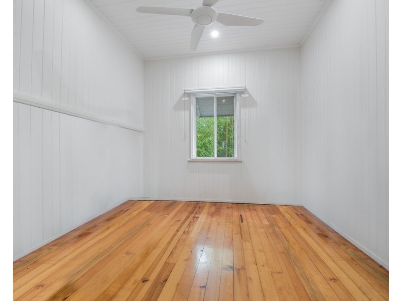 147 Ashgrove Avenue, Ashgrove QLD 4060